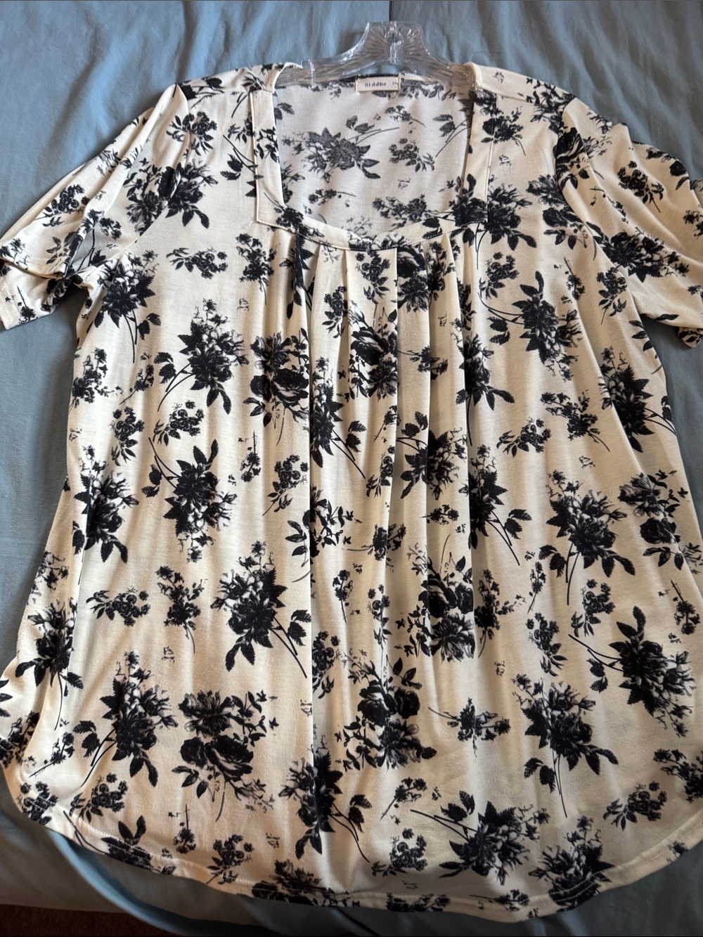 Cream Short Sleeve Scoop Neck Tee with Black Floral Print